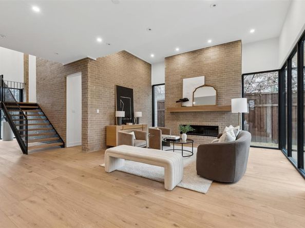 9015  Daytonia Avenue , Dallas Texas 75218