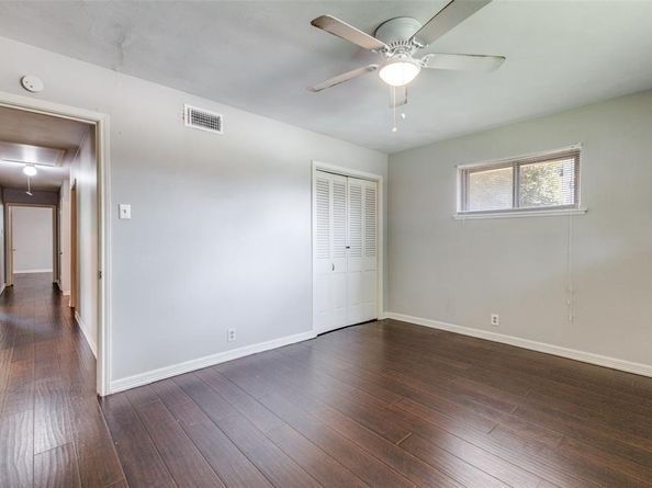 2733  Whitewood Drive , Dallas Texas 75233