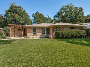 2733  Whitewood Drive , Dallas Texas 75233
