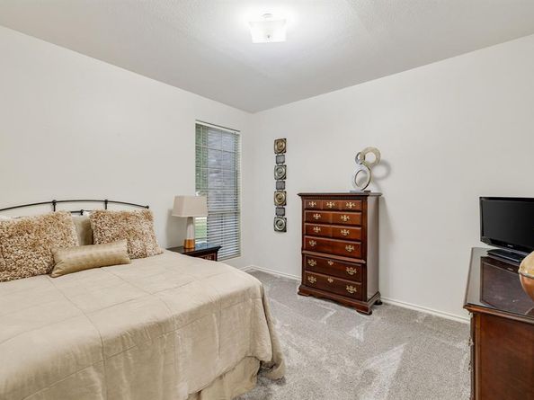 13501  Leather Strap Drive , Fort Worth Texas 76052