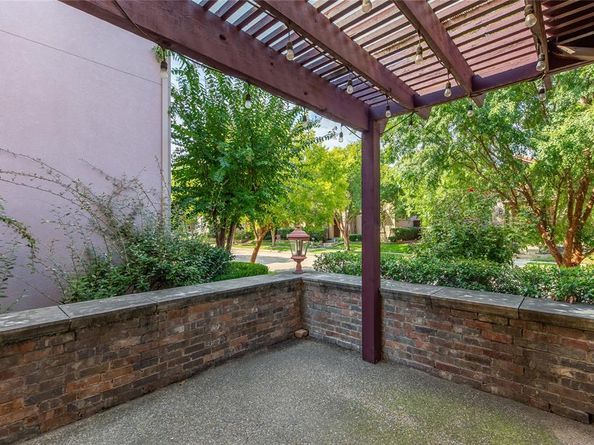 828  La Jolla  , Irving Texas 75039