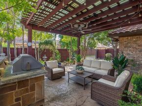 828  La Jolla  , Irving Texas 75039