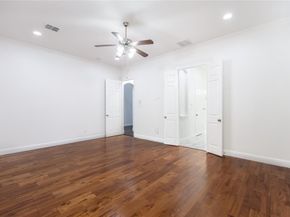 828  La Jolla  , Irving Texas 75039