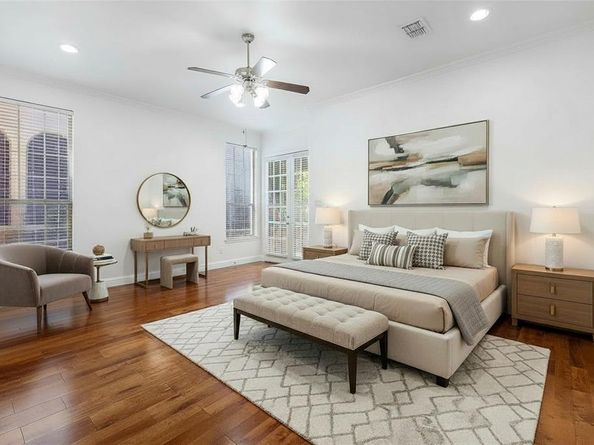 828  La Jolla  , Irving Texas 75039