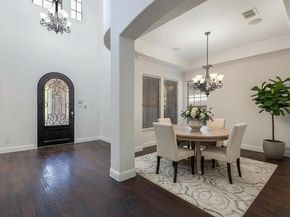 828  La Jolla  , Irving Texas 75039