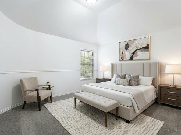 828  La Jolla  , Irving Texas 75039