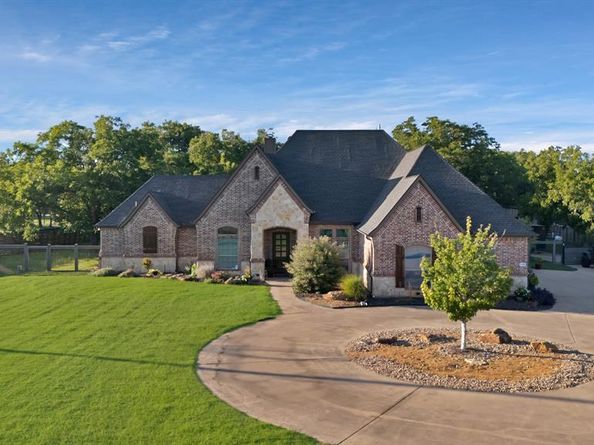 1501  Burleson Retta Road , Burleson Texas 76028