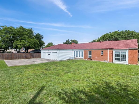 1514  Dakota Drive , Garland Texas 75043