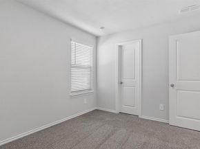 1728  GILLENS Avenue , Fort Worth Texas 76140