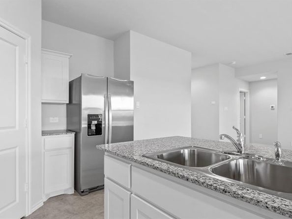 1728  GILLENS Avenue , Fort Worth Texas 76140