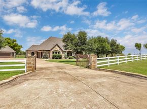 6625  Gehrig Circle , Burleson Texas 76028