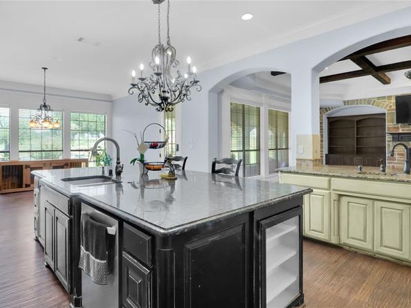 6625  Gehrig Circle , Burleson Texas 76028