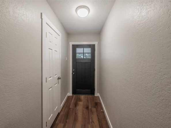 336  Oak Street , Azle Texas 76020
