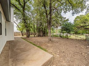 336  Oak Street , Azle Texas 76020