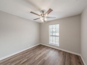 336  Oak Street , Azle Texas 76020