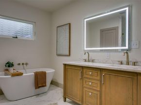 1122  Wilbur Street , Dallas Texas 75224