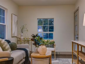 1122  Wilbur Street , Dallas Texas 75224