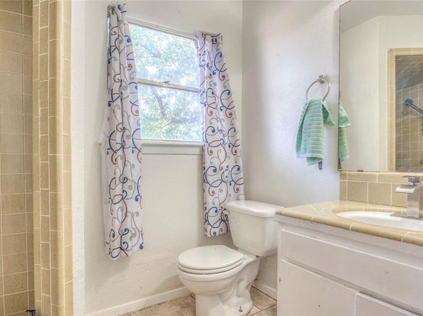 2804  Oak Cliff Lane , Arlington Texas 76012