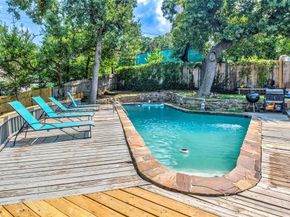 2804  Oak Cliff Lane , Arlington Texas 76012