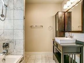 3915  Congress Avenue  200, Dallas Texas 75219