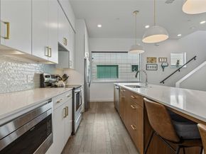 5018  Bryan Street  203, Dallas Texas 75206