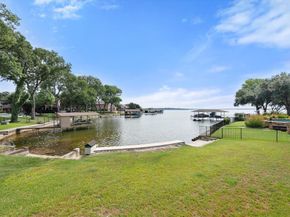 352  Leeward Circle , Azle Texas 76020