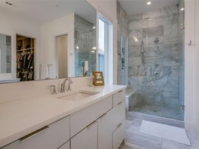 4223  Holland Avenue  102, Dallas Texas 75219