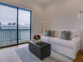 4223  Holland Avenue  102, Dallas Texas 75219