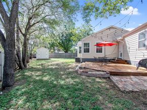 3909  Locke Avenue , Fort Worth Texas 76107