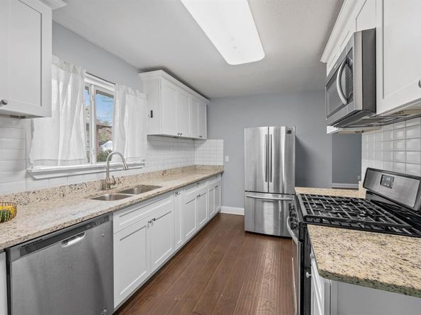 904  Treasure Road , Garland Texas 75041