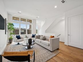 3064  Chimes Street , Dallas Texas 75219