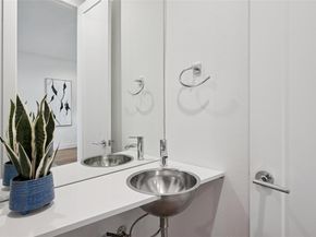 3064  Chimes Street , Dallas Texas 75219