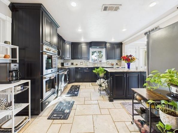 516 E 6th Street , Irving Texas 75060