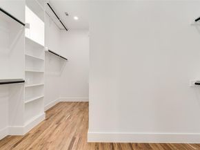 539 W Laureland Road , Dallas Texas 75232