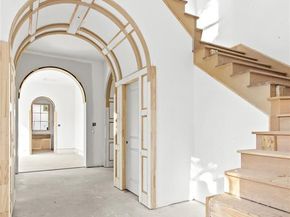 5827  Del Roy Drive , Dallas Texas 75230