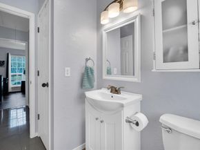 1702  Fieldstone Court , Arlington Texas 76018