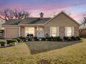 1702  Fieldstone Court , Arlington Texas 76018