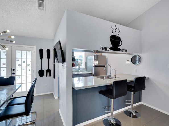 1702  Fieldstone Court , Arlington Texas 76018