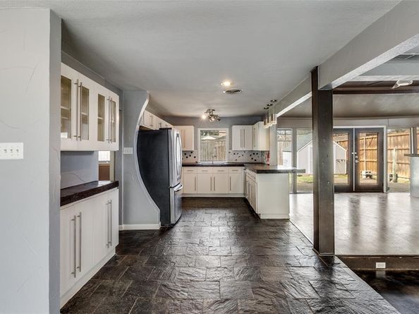 7111  Wild Valley Drive , Dallas Texas 75231