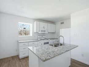 901  Bessie Street , Fort Worth Texas 76104