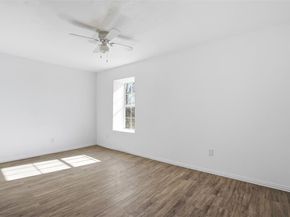 901  Bessie Street , Fort Worth Texas 76104