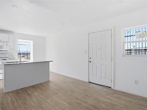 901  Bessie Street , Fort Worth Texas 76104