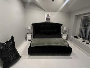 3878  Castle Hills  , Dallas Texas 75241