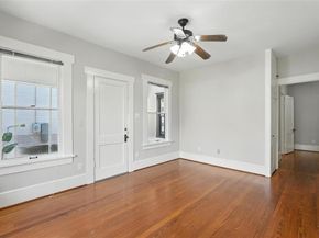 726  Haines Avenue , Dallas Texas 75208