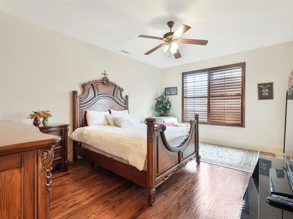 571  Rockingham Drive , Irving Texas 75063