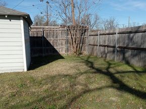 1510  Carson Street , Dallas Texas 75216