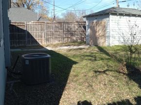 1510  Carson Street , Dallas Texas 75216