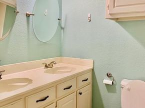 1321  PAWNEE Trail , Carrollton Texas 75007