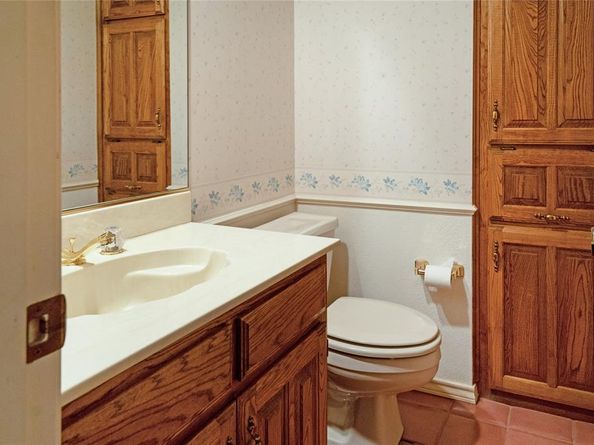 5202  Bradley Lane , Arlington Texas 76017