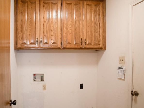 5202  Bradley Lane , Arlington Texas 76017